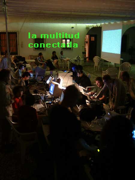La multitud conectada